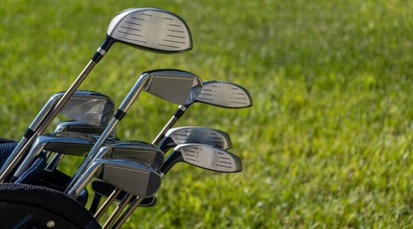 Tìm hiểu về các loại gậy Golf và chức năng của chúng 