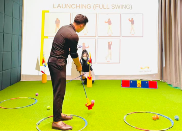 Tập Golf thật dễ với SNAG Golf 